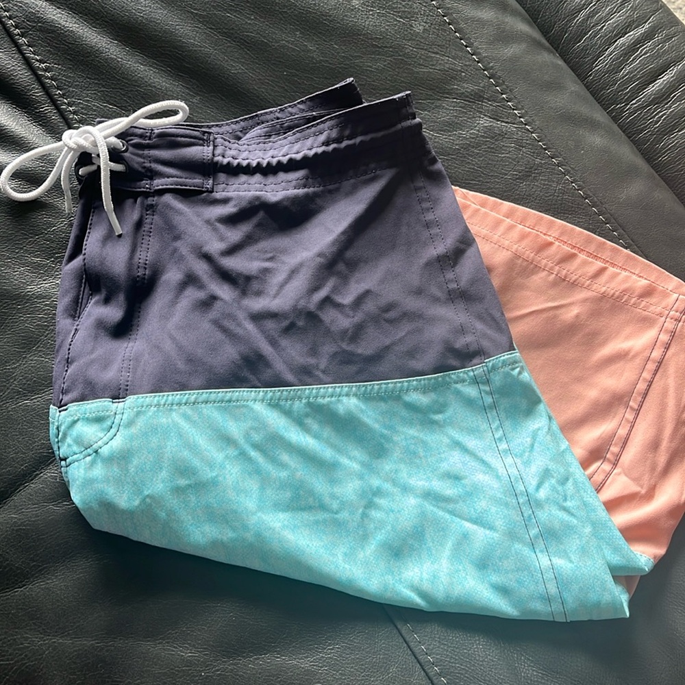 Oldnavy dark blue light blue pink swim shorts size 36